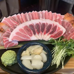 인손 사진
