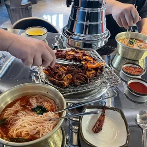 황재벌 사진