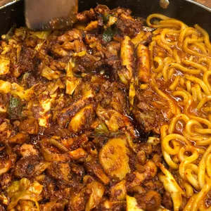 유가네닭갈비 사진