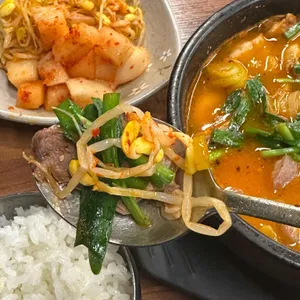 유창 순대삼계탕 사진