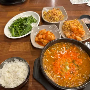 유창 순대삼계탕 사진