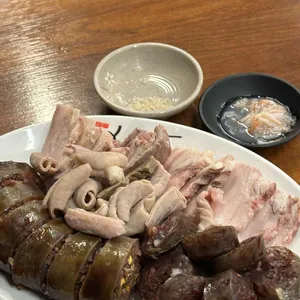 유창 순대삼계탕 사진