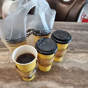 컴포즈커피 사진