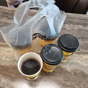 컴포즈커피 사진