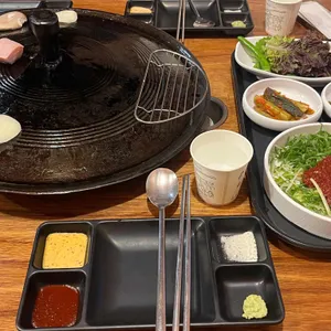 만재네왕솥뚜껑삼겹살 사진
