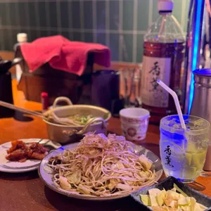 주제 리뷰 사진