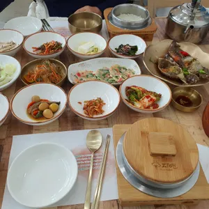 자연한정식 사진