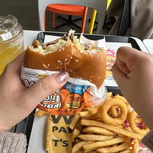 노브랜드버거 사진