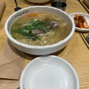 한강로칼국수 사진