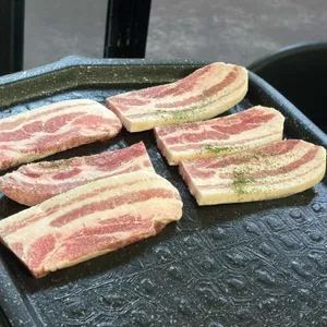 목우촌 부추삼겹살 사진