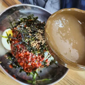 강릉해변 메밀막국수 사진