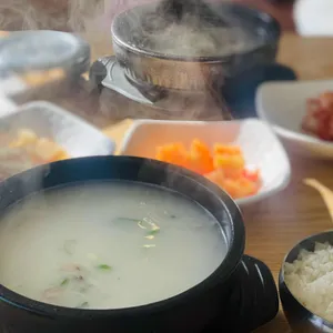 바우네나주곰탕 사진