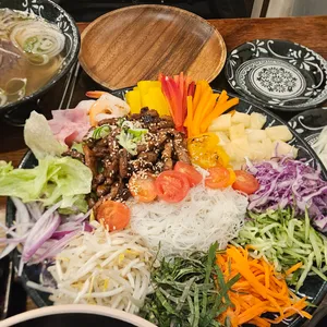 인더비엣 사진