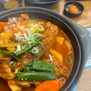 서가네 감자탕 뼈찜 사진