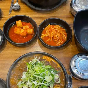 방가삼대얼큰한뼈해장국 사진