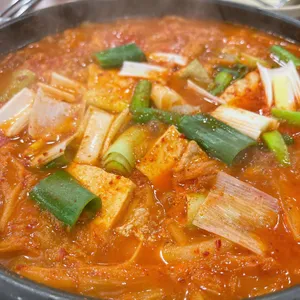 돈이 돌솥밥순대국 사진