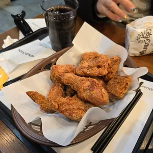 맘스터치 사진