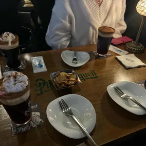 필스너하우스 사진