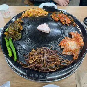 김윤식의 착한국수 & 솥뚜껑삼겹살 리뷰 사진