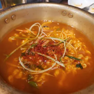 용씨네 누룽지통닭구이 사진