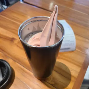 폴바셋 사진