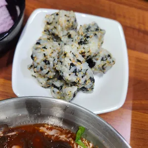 홍능족발 리뷰 사진