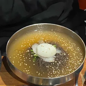 봉순이네 사진