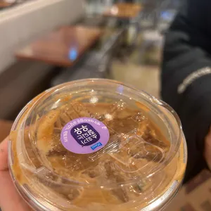 폴바셋 사진