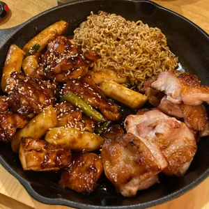 독가마숯불치킨 사진