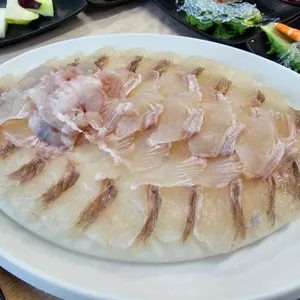 윤이네 수산 리뷰 사진