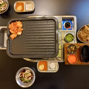 육더쿠 사진