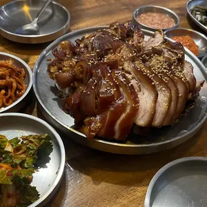 우만동족발집 사진