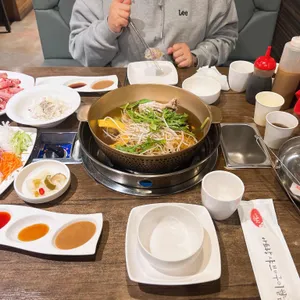 아트랑 샤브앤구이 사진