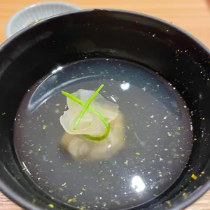 스시 아리가 사진