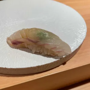 스시 아리가 사진