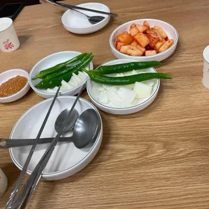 김명자굴국밥 사진