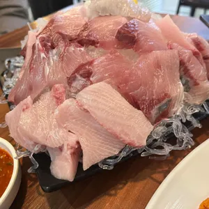 어촌횟집 사진