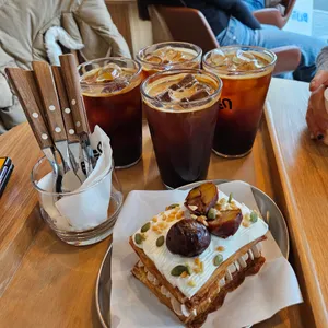 부엔 사진