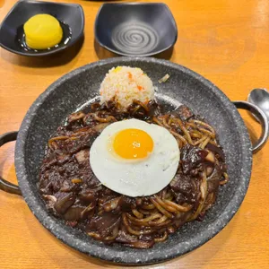 반곡돌위에짜장 사진