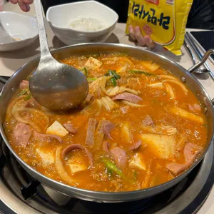 153포인츠 부대찌개 사진