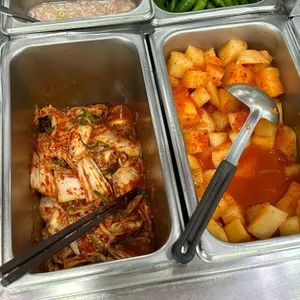 꽃돼지국밥 사진