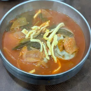 동경전통육개장 설곰탕 사진