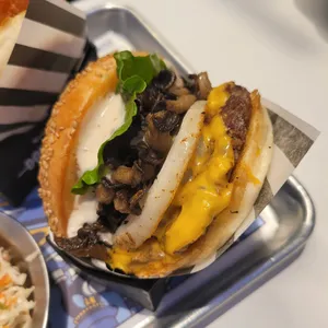 다운타우너 대표 사진