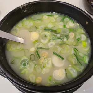 꼬리야 사진