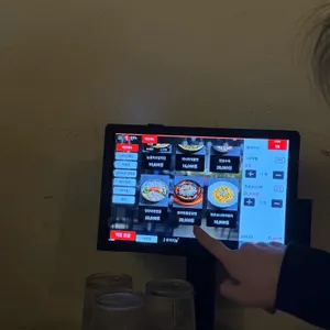 추상 리뷰 사진