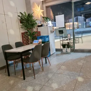 몰틀리 리뷰 사진