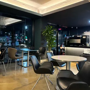 프롬어스 리뷰 사진