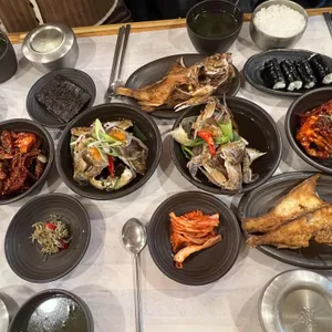 예이제게장백반 사진