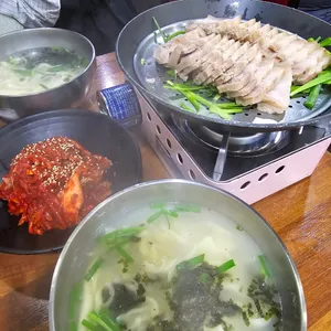 김경자원조 손칼국수 보쌈 사진