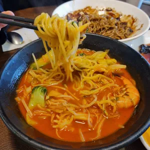 금아 사진